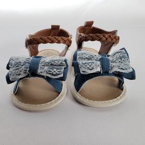 New Boutique Girls Denim & Lace Bow Sandals 6-9m
